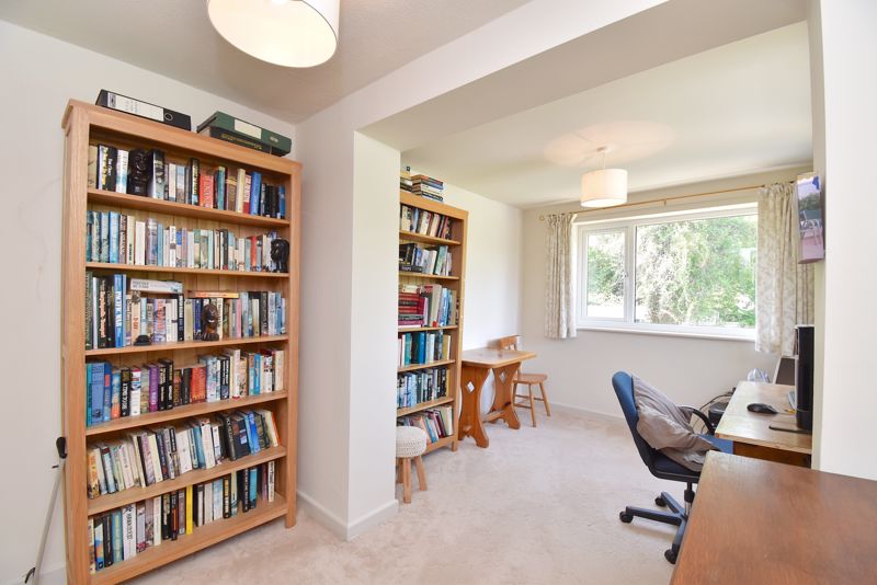 Bedroom- click for photo gallery